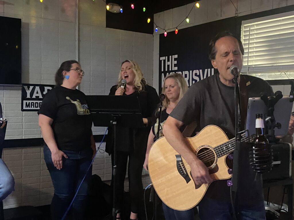  - Gin & Tonix Live Music Band - Gin & Tonix - Music - Music Band - Pub Music Live - Live Music